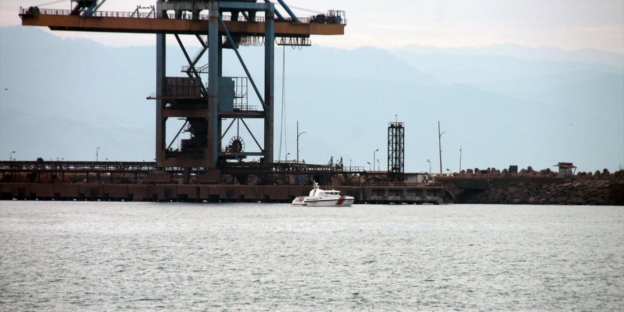 Zonguldak'ta batan geminin kayıp personeli 68 gündür aranıyor