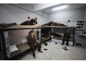 Filistinli tutuklularla dayanışma için Gazze'de "sembolik hapishane" kuruldu