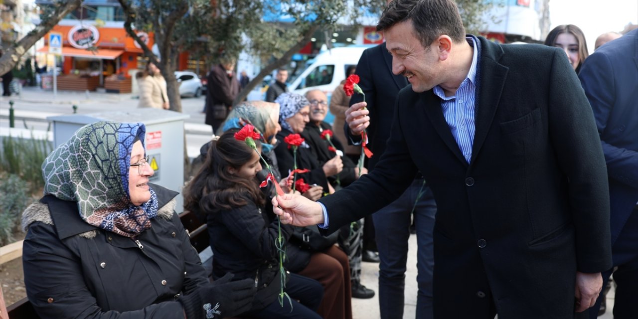 AK Parti İzmir Büyükşehir Belediye Başkan adayı Dağ, Gaziemir'de esnafla buluştu