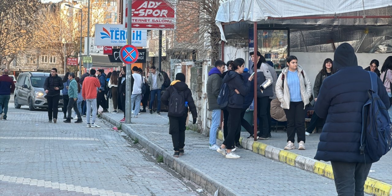 GÜNCELLEME 3 - Malatya'da 5,2 büyüklüğünde deprem