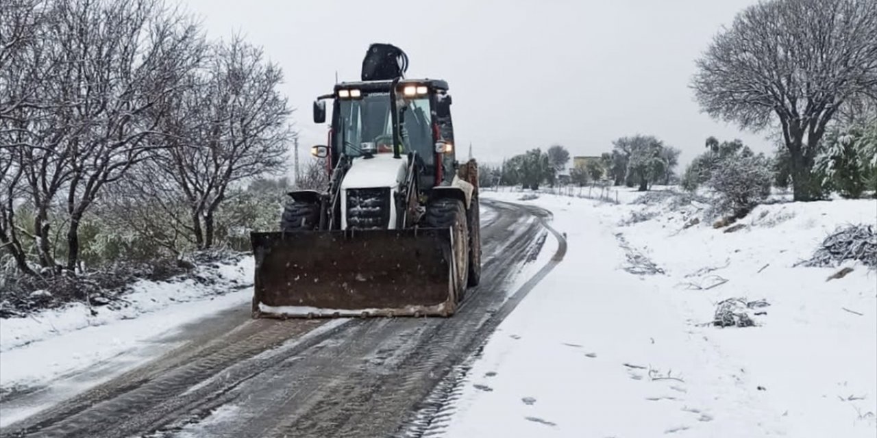 Kilis'in yüksek kesimlerine kar yağdı