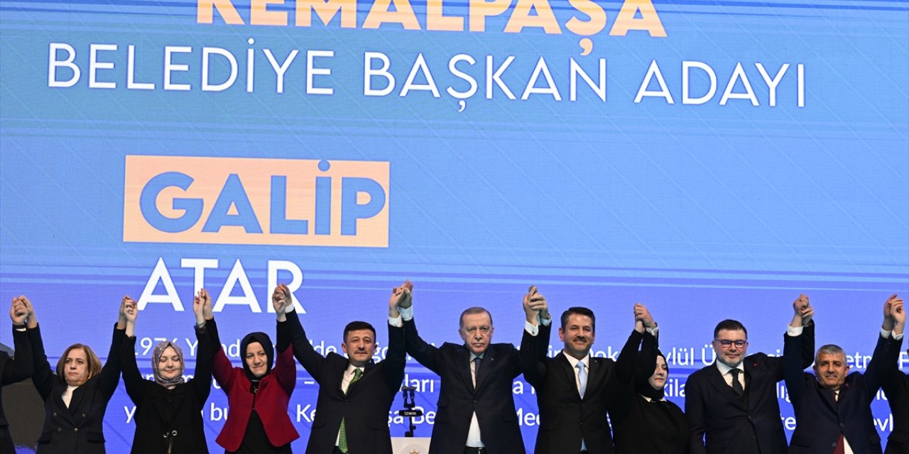 Cumhur İttifakı'nın İzmir ilçe belediye başkan adayları tanıtıldı