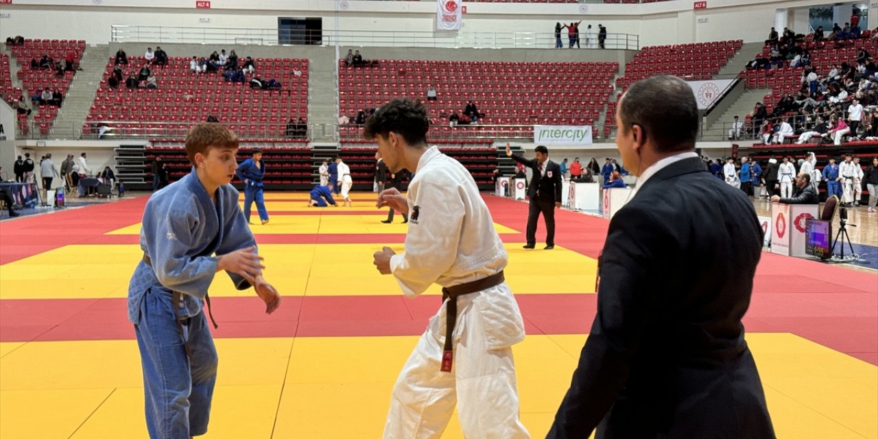 Spor Toto Ümitler Türkiye Judo Şampiyonası, Konya'da başladı