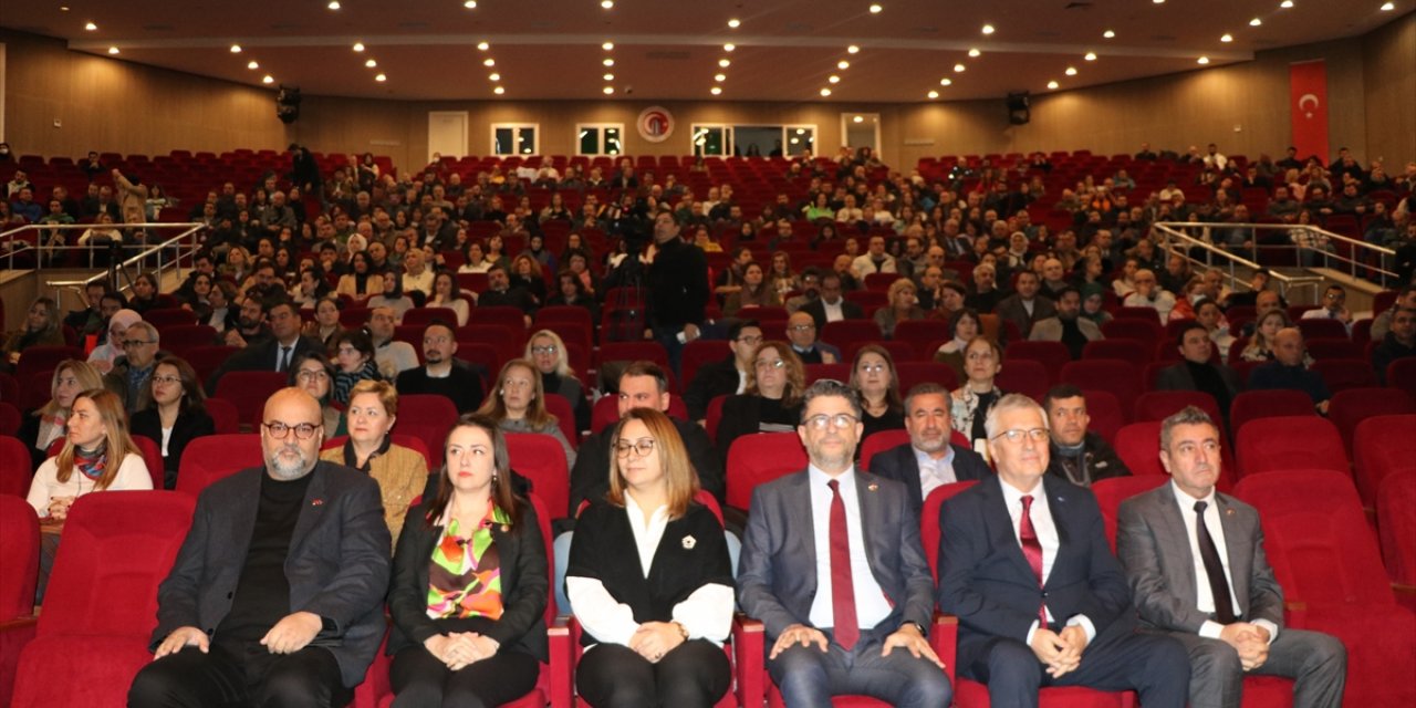 Çanakkale'de "Yükseköğretimde Kalite Güvence Sistemleri ve Akreditasyon" konferansı düzenlendi