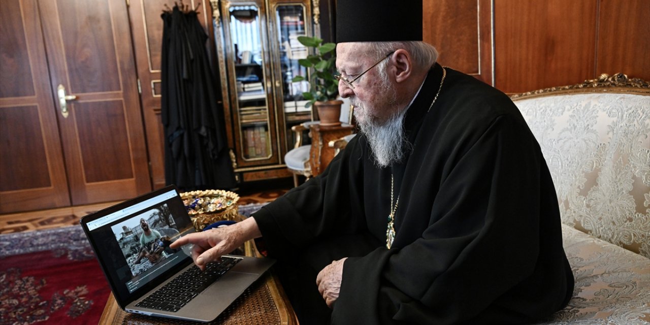 Fener Rum Patriği Bartholomeos AA'nın "Yılın Kareleri" oylamasına katıldı