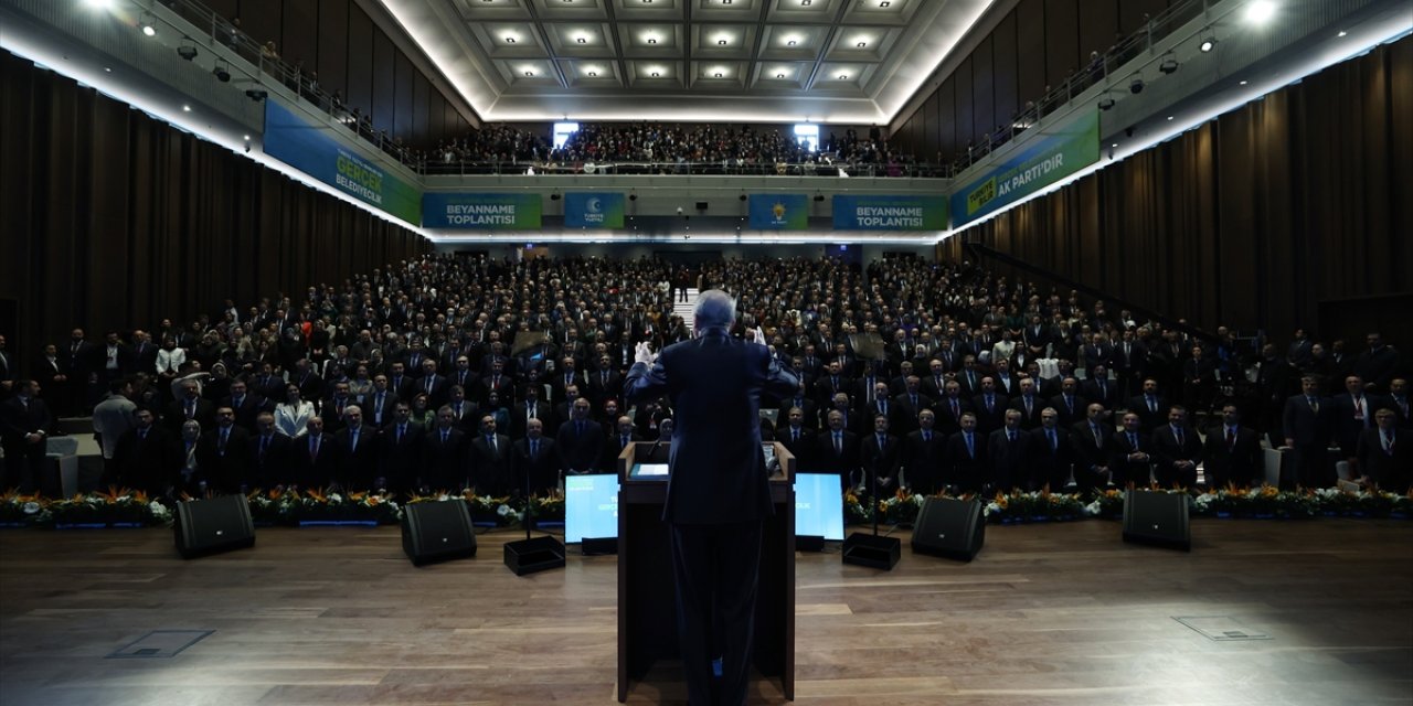 Cumhurbaşkanı Erdoğan, AK Parti Kongre Merkezi'nin açılışını yaptı: