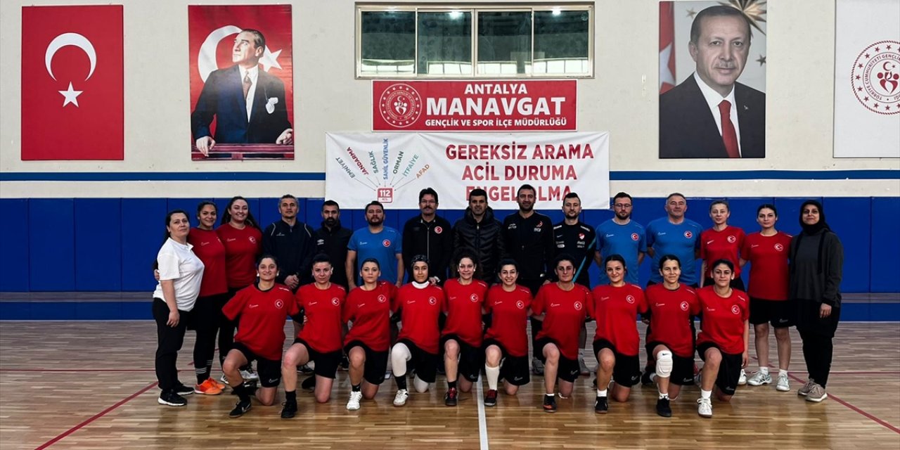 İşitme Engelliler Futsal A Milli Takım seçme kampı Antalya'da yapıldı