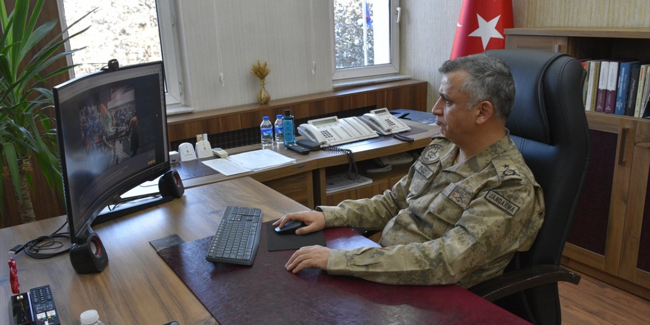 Erzurum İl Jandarma Komutanı Tuğgeneral Düz AA'nın "Yılın Kareleri" oylamasına katıldı