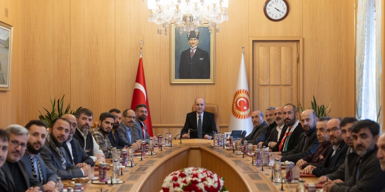 TBMM Başkanı Kurtulmuş, Anadolu Sivil Toplum Platformu temsilcilerini kabul etti