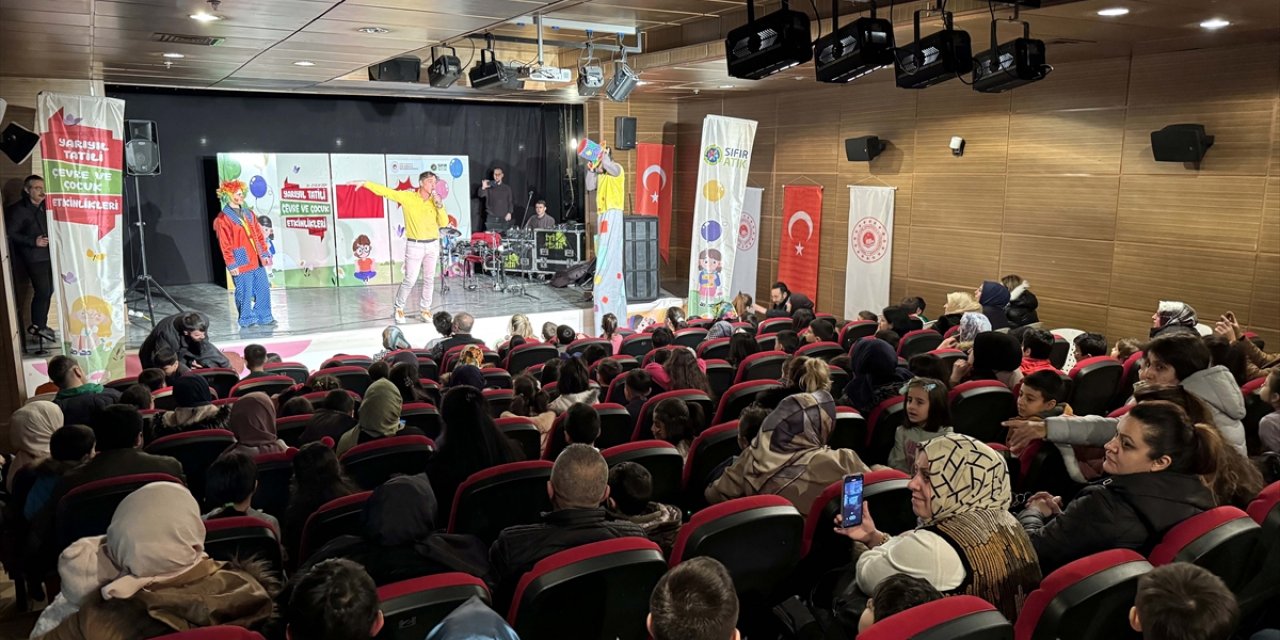 Elazığ'da depremzede çocuklar için moral etkinliği düzenlendi