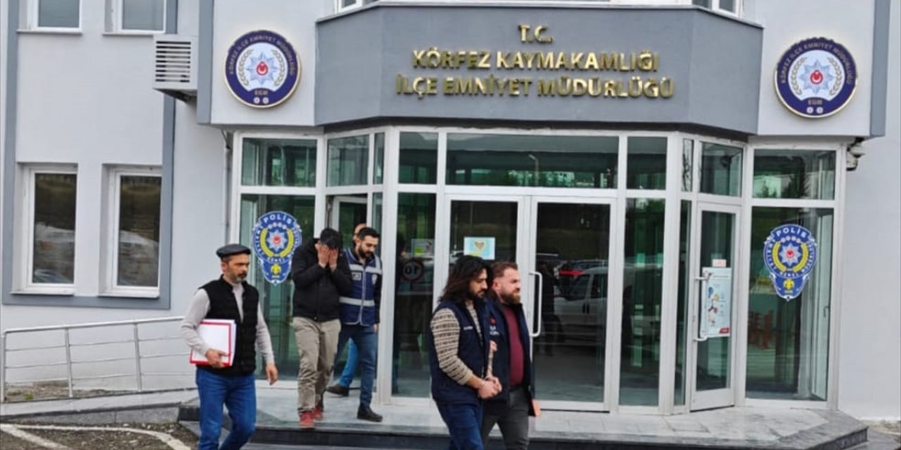 Kocaeli'de tır ve karavan çaldıkları iddiasıyla yakalanan 3 zanlı tutuklandı