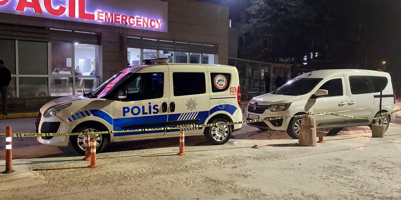 Kırşehir'de göğsünden bıçakla yaralanan bekçi ağır yaralandı