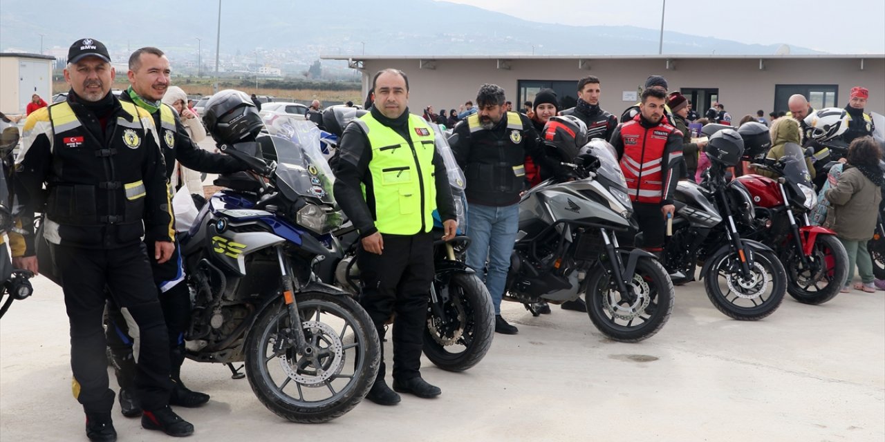 Motosikletliler depremzedeler için Hatay'da buluştu