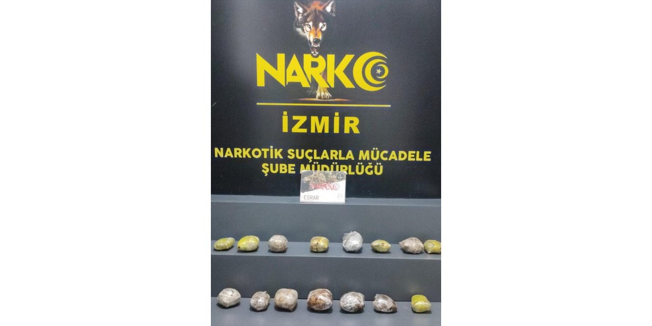İzmir'de düzenlenen uyuşturucu operasyonunda 5 kişi tutuklandı