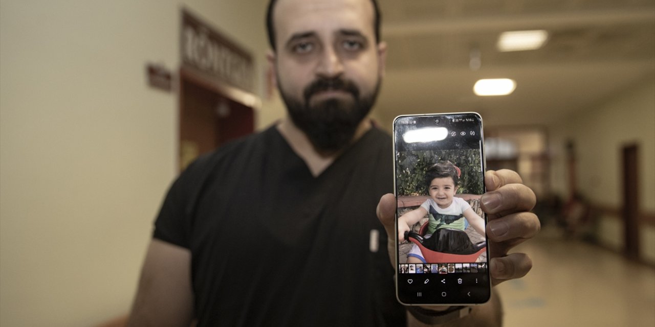 6 ŞUBAT DEPREMLERİNİN BİRİNCİ YILI - Enkazdan çıkardığı oğlunu kurtaramayan sağlıkçı, başkalarının yarasına merhem oldu