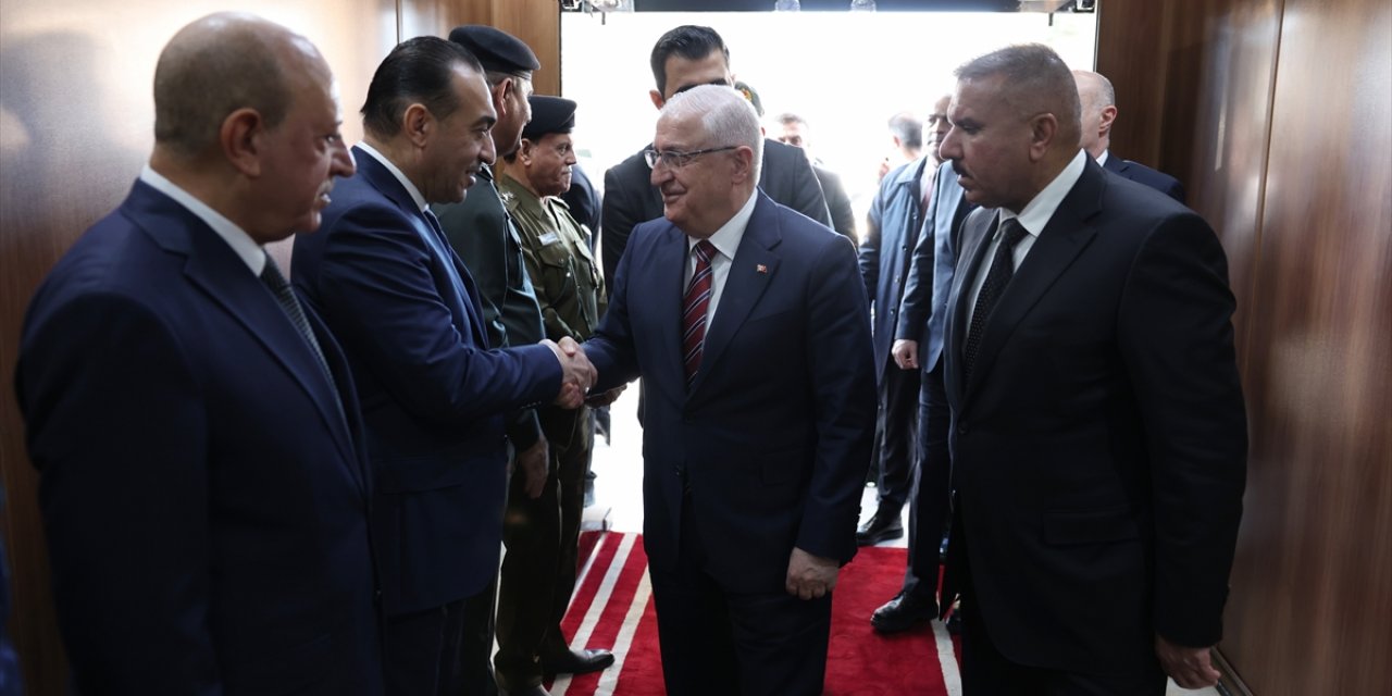Milli Savunma Bakanı Güler, Irak İçişleri Bakanı Şammari ile görüştü