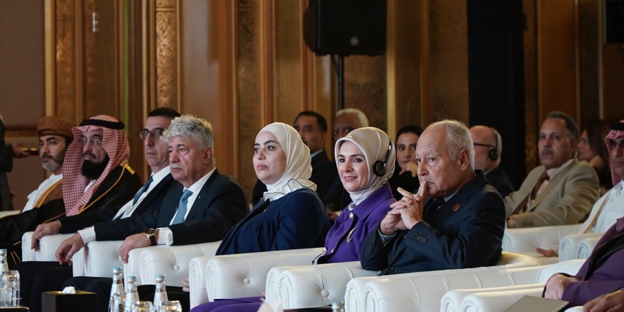 Aile ve Sosyal Hizmetler Bakanı Göktaş, Katar'da temaslarda bulundu