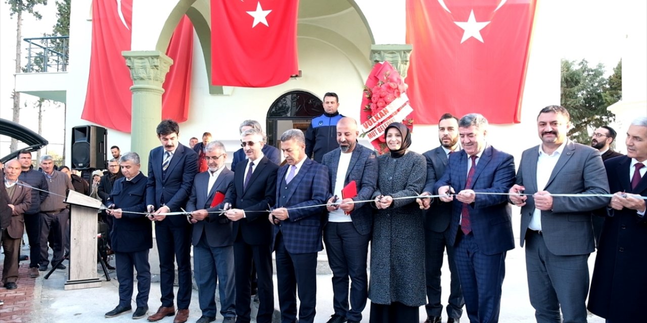 Mersin'de Tatbikat Cami ibadete açıldı