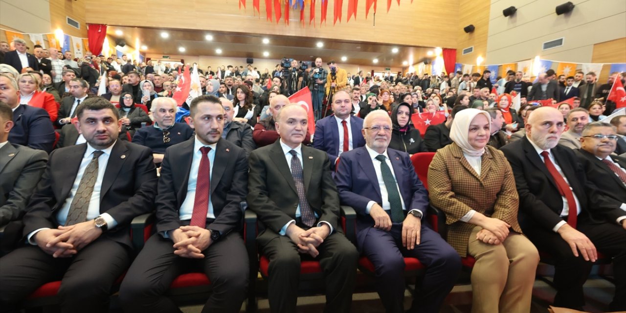 AK Parti'nin Düzce ilçe ve belde belediye başkan adayları tanıtıldı