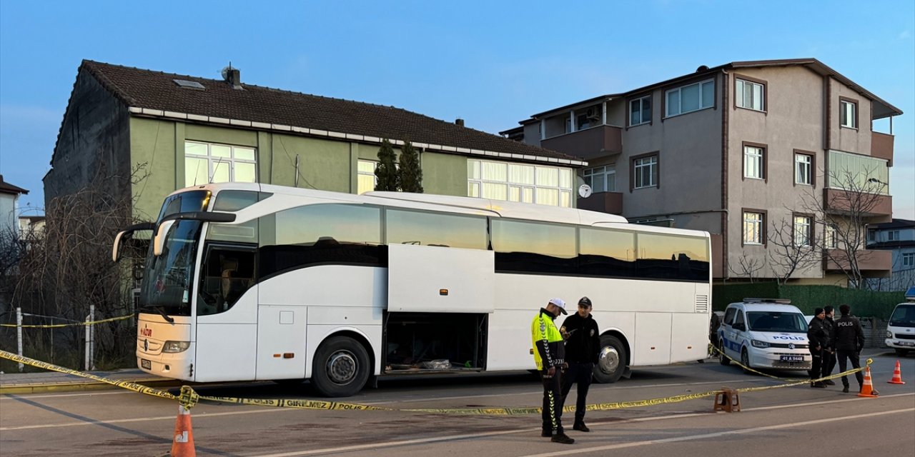 Kocaeli'de silahlı saldırıya uğrayan servis şoförü öldü