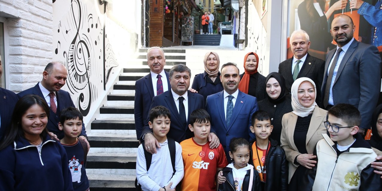 Sanayi ve Teknoloji Bakanı Kacır, belediye başkan adayları tanıtım toplantısında konuştu: