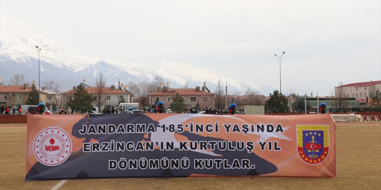 Erzincan'ın düşman işgalinden kurtuluşunun 106'ncı yılı törenle kutlandı