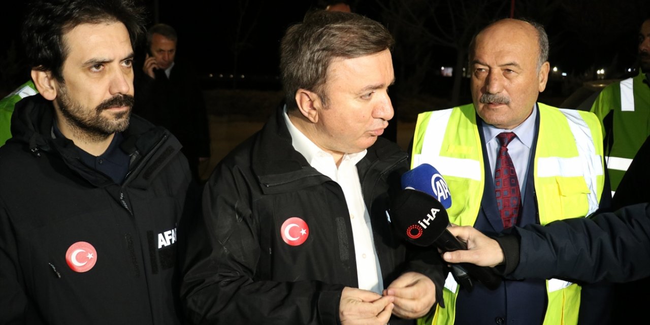 Erzincan Valisi Hamza Aydoğdu'dan maden ocağındaki toprak kaymasına ilişkin açıklama: