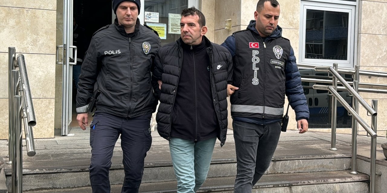 Kırklareli'nde belediyeye ait binada yangın çıkardığı iddia edilen zanlı tutuklandı