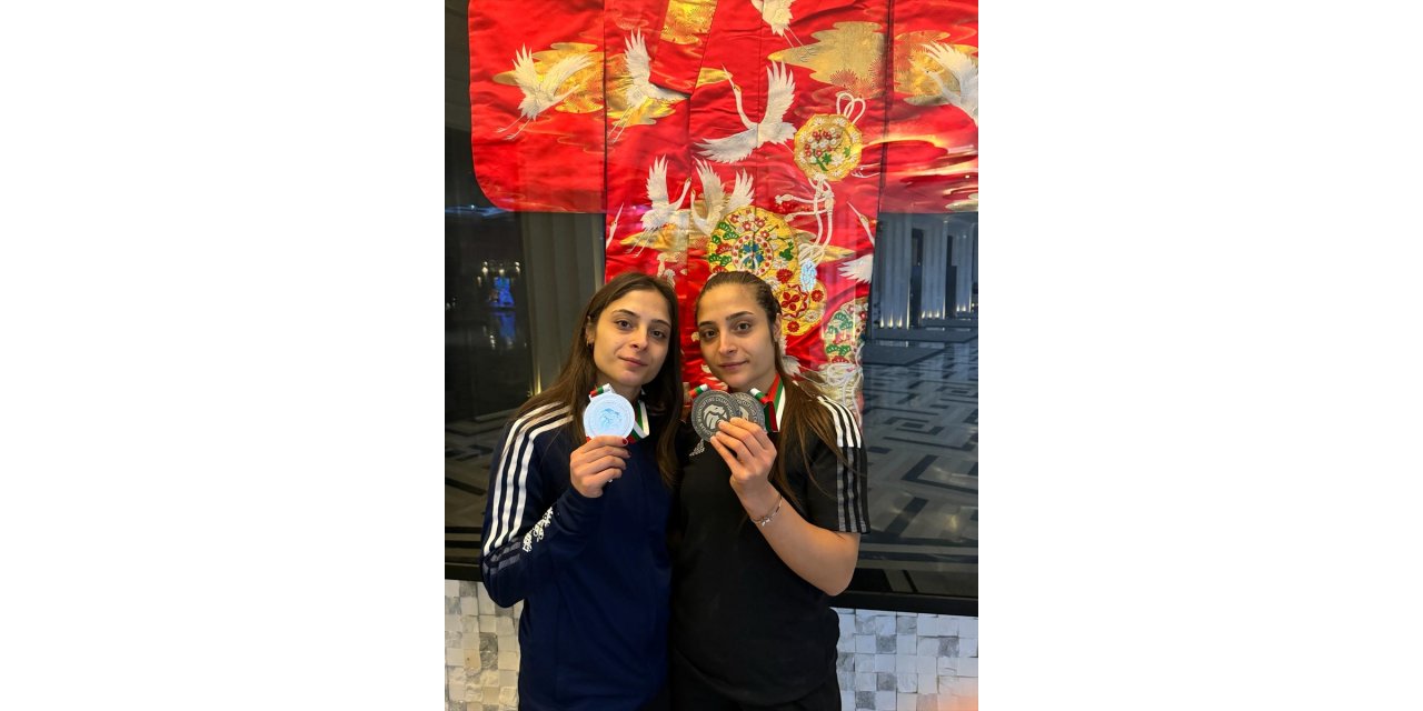 Milli halterci ikiz kız kardeşlerden Avrupa Şampiyonası'nda madalya başarısı