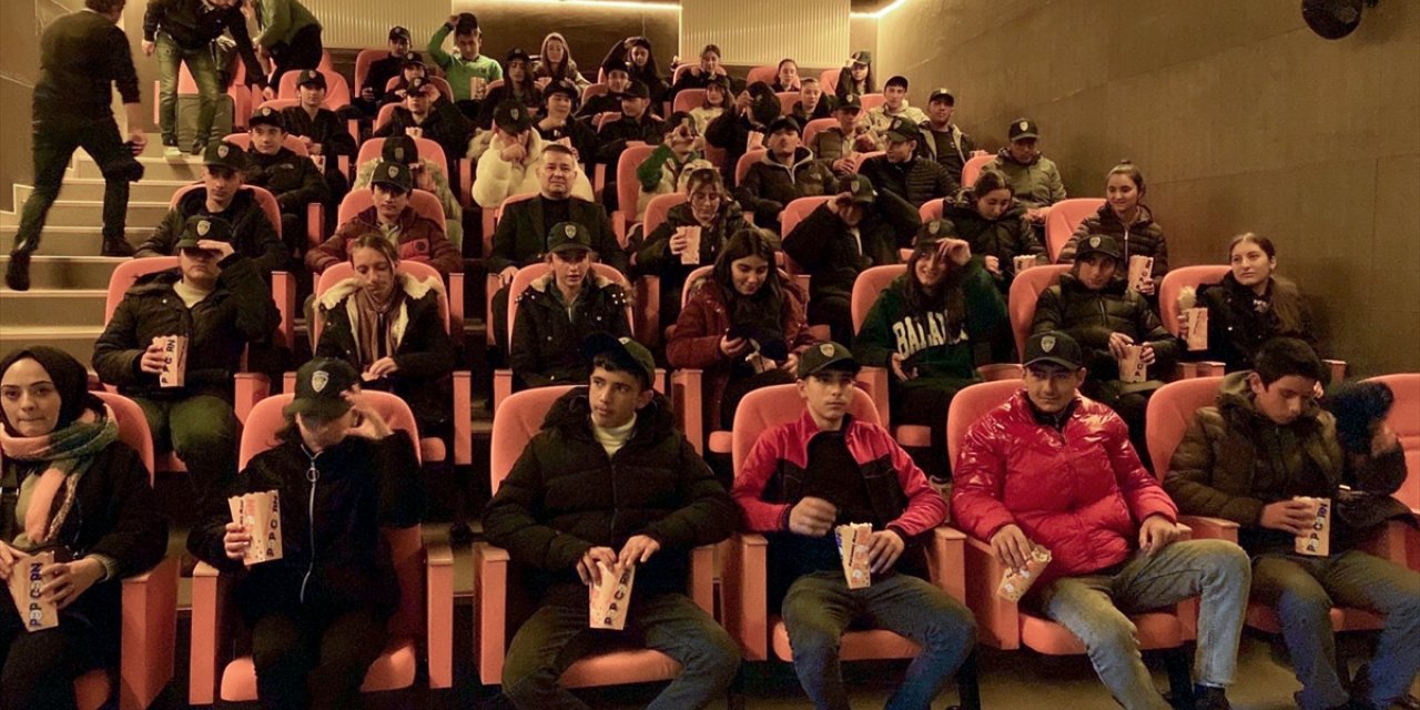 Ardahan’da öğrenciler "Nefes: Yer Eksi İki" filmini izledi
