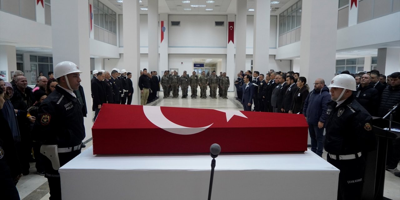 Edirne'de eski eşi tarafından öldürülen polis memuru Sevda Kuş için tören düzenlendi