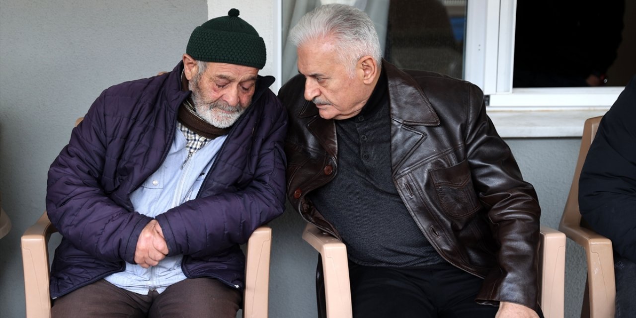 Binali Yıldırım, Erzincan'daki maden ocağında toprak altında kalanların ailelerini ziyaret etti
