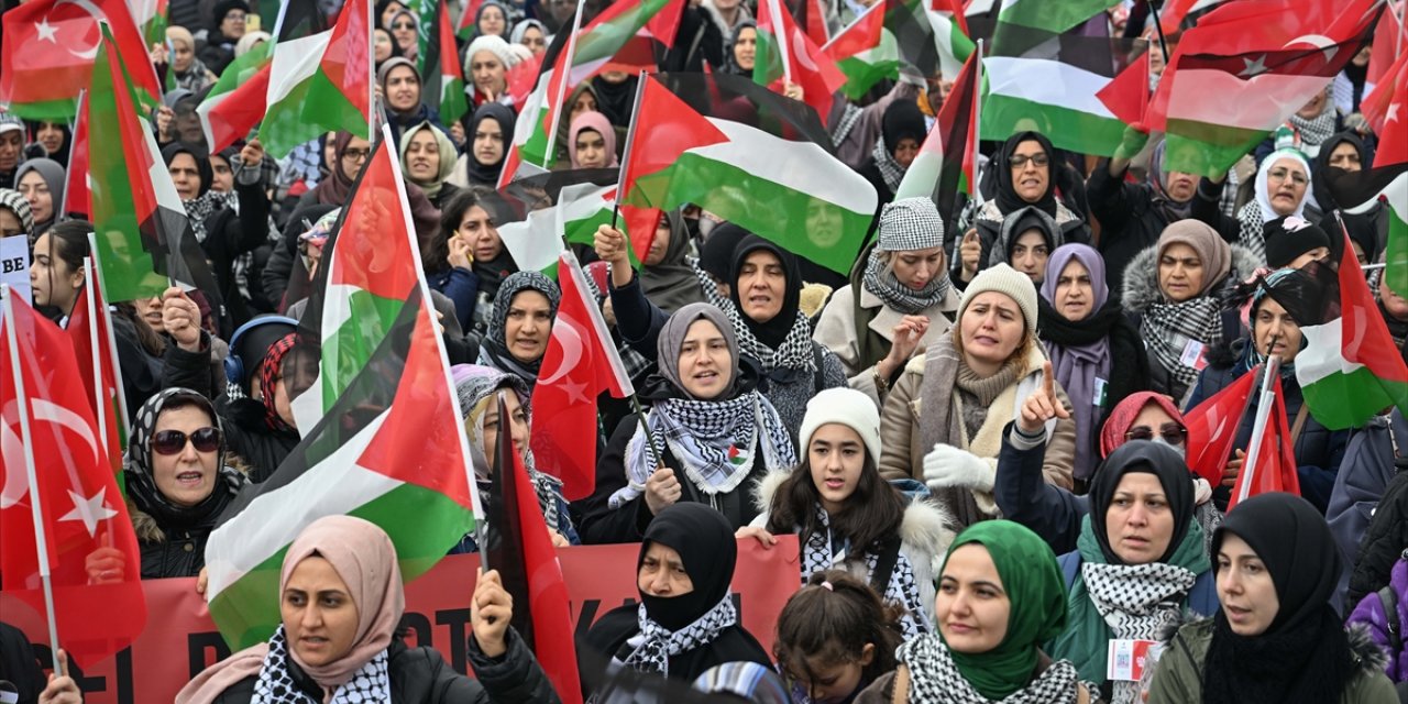 Filistin İnisiyatifi üyeleri Gazze için yürüdü