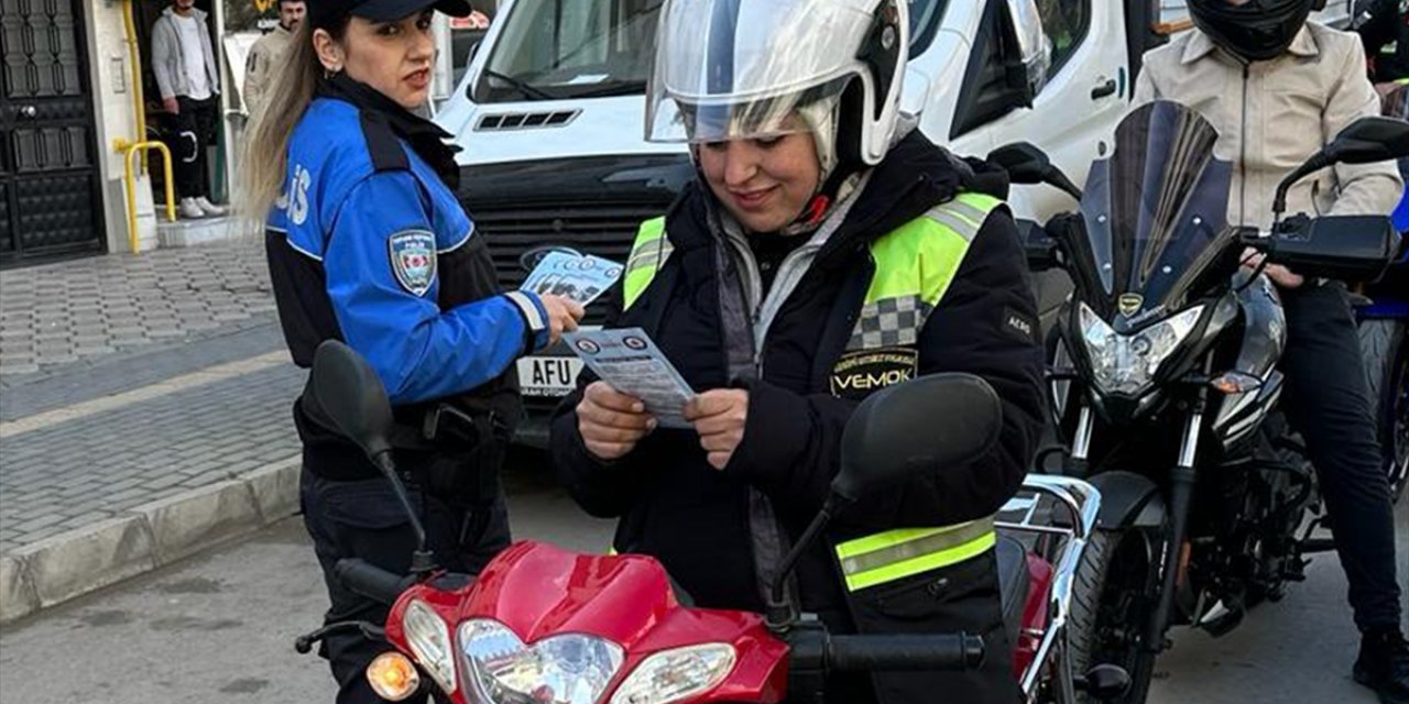 Samsun'da motosiklet sürücüleri farkındalık turu attı