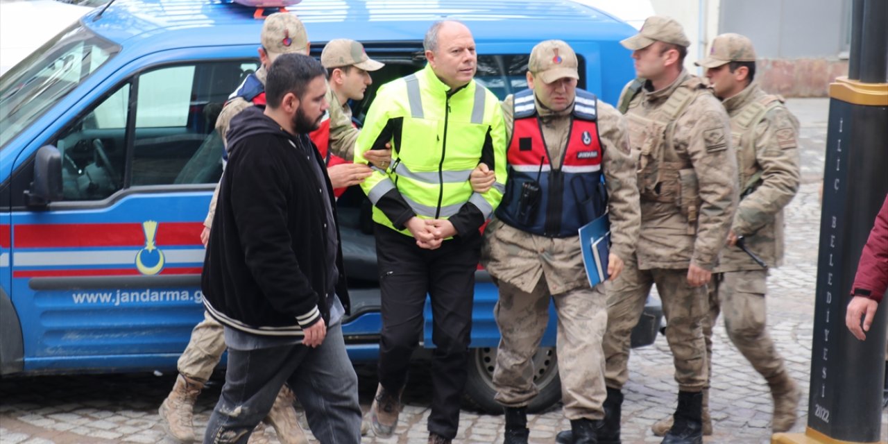 GÜNCELLEME - Erzincan'da maden ocağındaki toprak kaymasıyla ilgili soruşturmada şirketin Türkiye'deki müdürü yakalandı