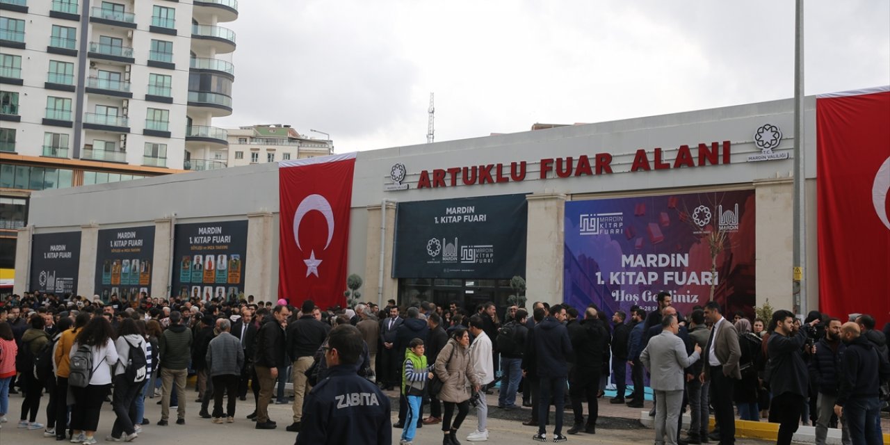 Mardin'de  "1. Kitap Fuarı" açıldı