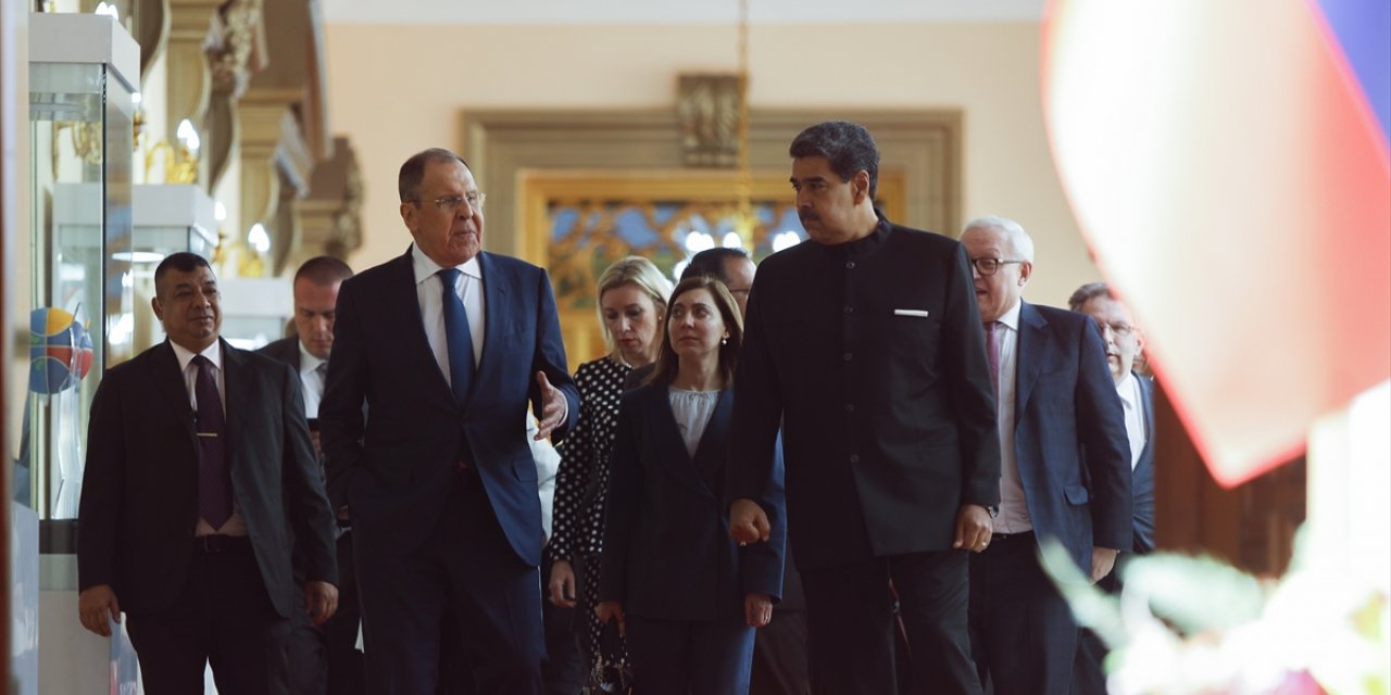 Rusya Dışişleri Bakanı Lavrov, Venezuela Devlet Başkanı Maduro ile görüştü