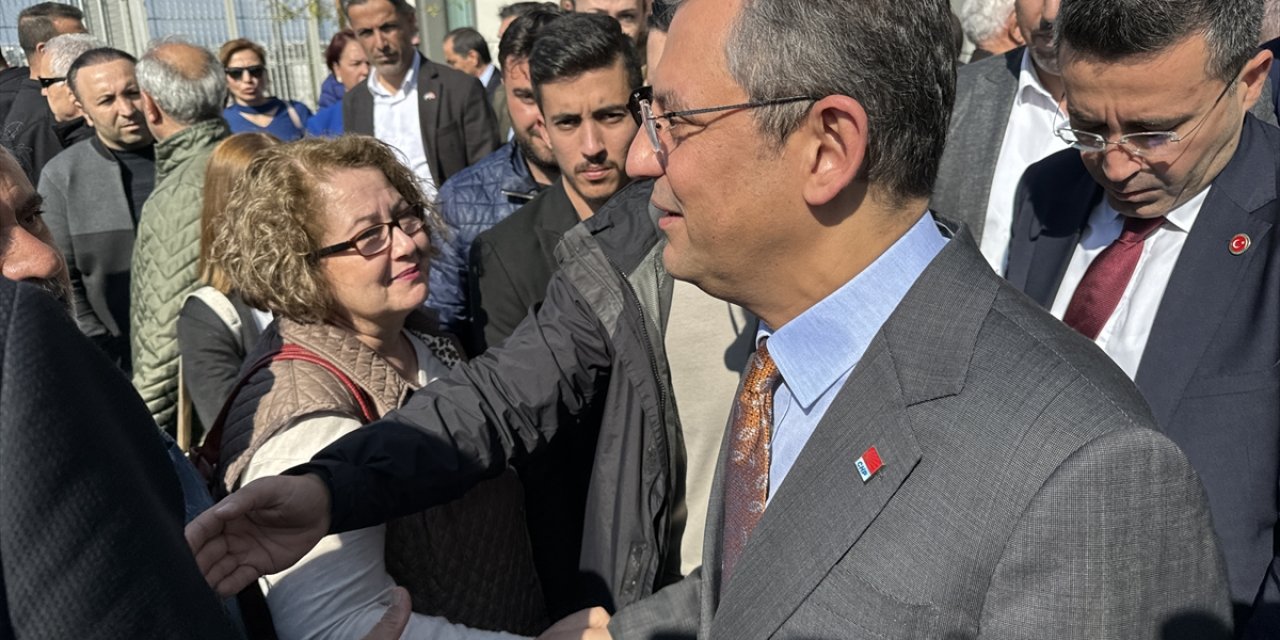 CHP Genel Başkanı Özel, Antalya'da