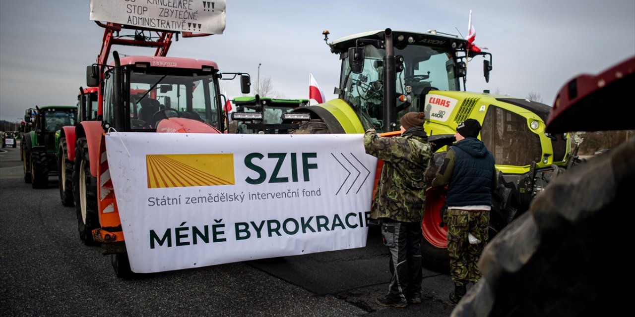 Çekya'da çiftçiler AB'nin tarım politikalarını protesto etti
