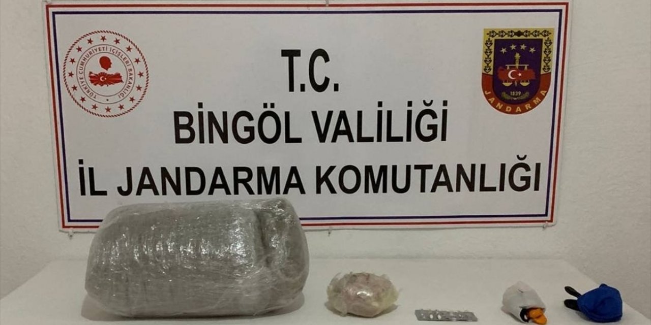 Bingöl'de 2 kilo 600 gram esrar ele geçirildi