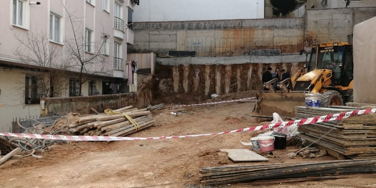 Sancaktepe'de göçük altında kalan işçi yaşamını yitirdi