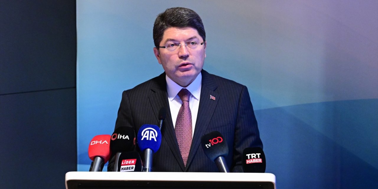 Adalet Bakanı Tunç, "Uyuşturucu Madde Sempozyumu"nda konuştu: