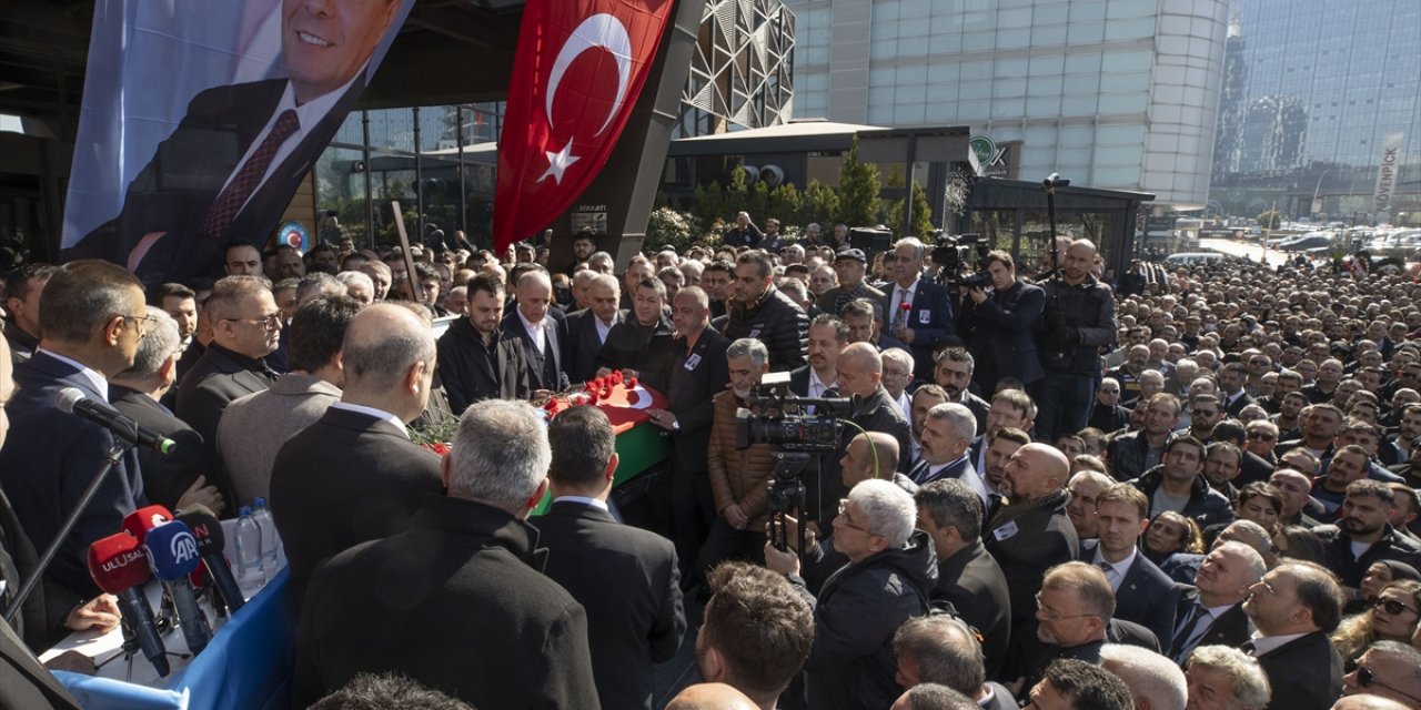 TÜRK-İŞ Genel Başkan Yardımcısı Kavlak için Türk Metal Sendikası'nda cenaze töreni düzenlendi