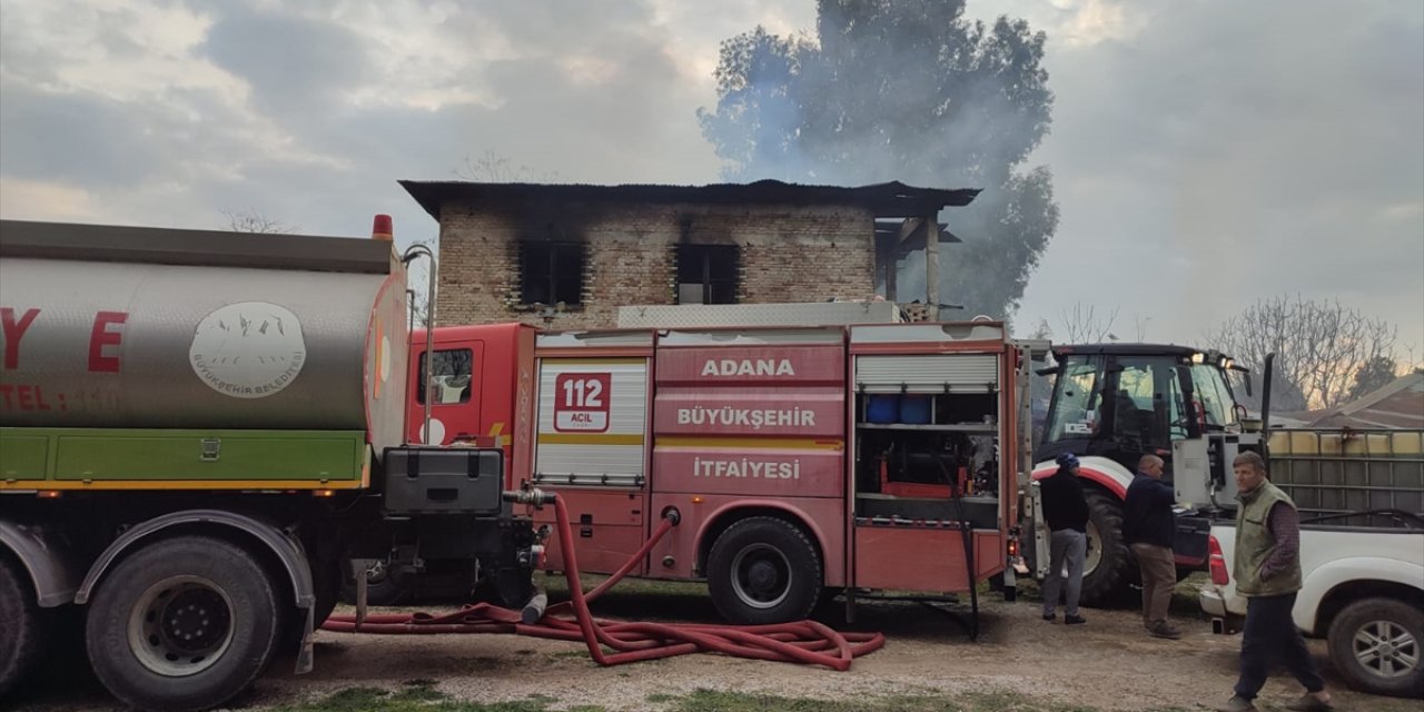 Adana'da evde çıkan yangında anne ve 2 çocuğu hayatını kaybetti