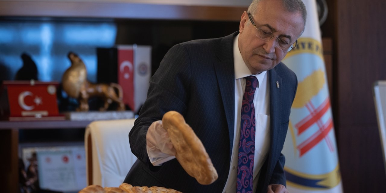 Ramazan pidesi İstanbul, Ankara ve Antalya'da 15 liradan satılacak