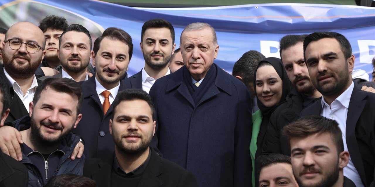 Cumhurbaşkanı Erdoğan'a sürpriz doğum günü kutlaması