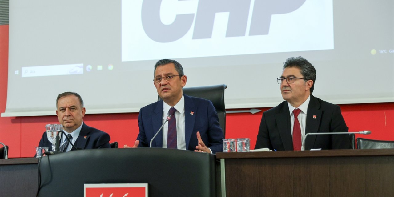 CHP İl Başkanları Toplantısı Genel Başkan Özgür Özel Başkanlığında yapıldı