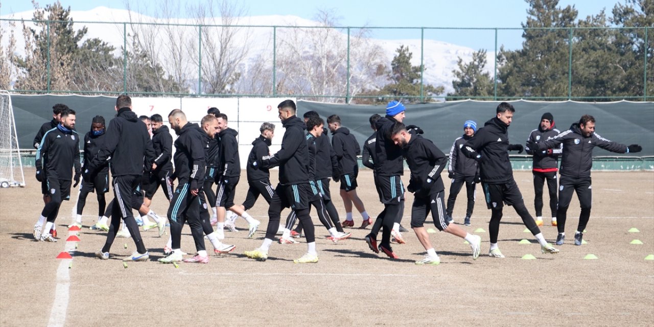 Erzurumspor FK, taraftar desteğiyle Kocaelispor maçını kazanmak istiyor