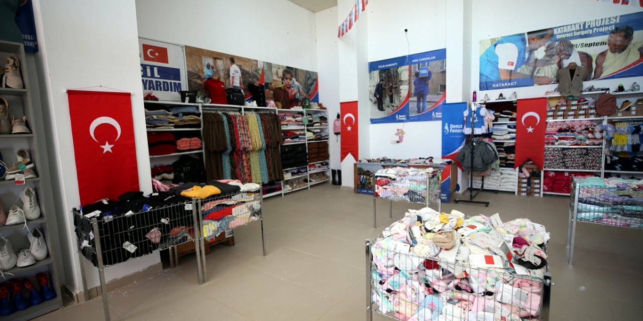 Şanlıurfa'da ihtiyaç sahipleri için "Geçici Giyim Mağazası" açıldı