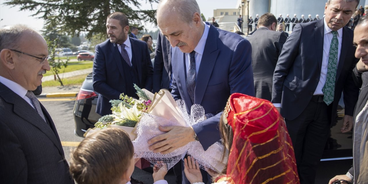 TBMM Başkanı Kurtulmuş, Sakarya'da Valiliği ve Büyükşehir Belediyesini ziyaret etti